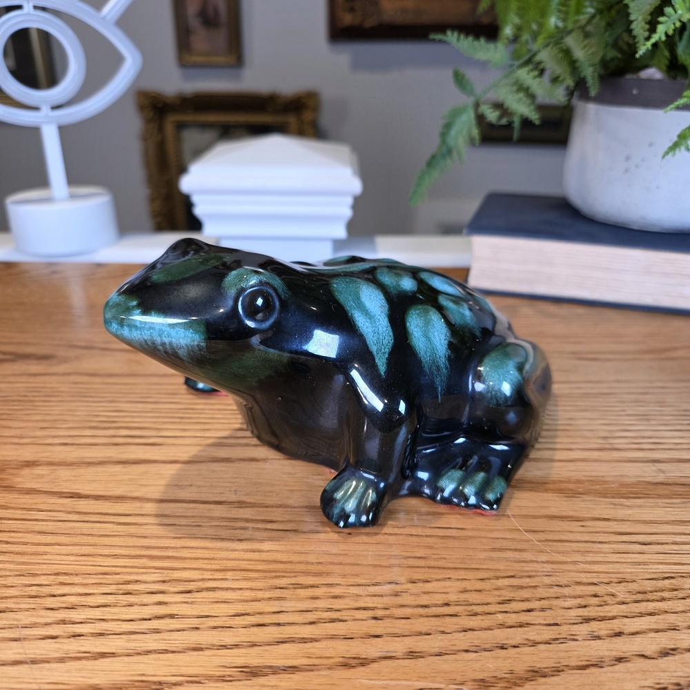 Vintage Blue Mountain Pottery Frog Figurine - Green Drip Glaze - MCM Canada 7"